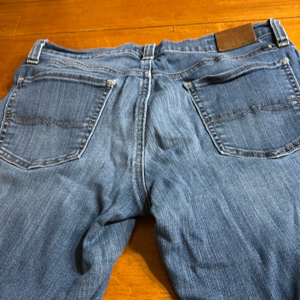 LUCKY BRAND “Sweet Straight” Jeans, Size 6, Inseam 28” - Picture 4 of 10